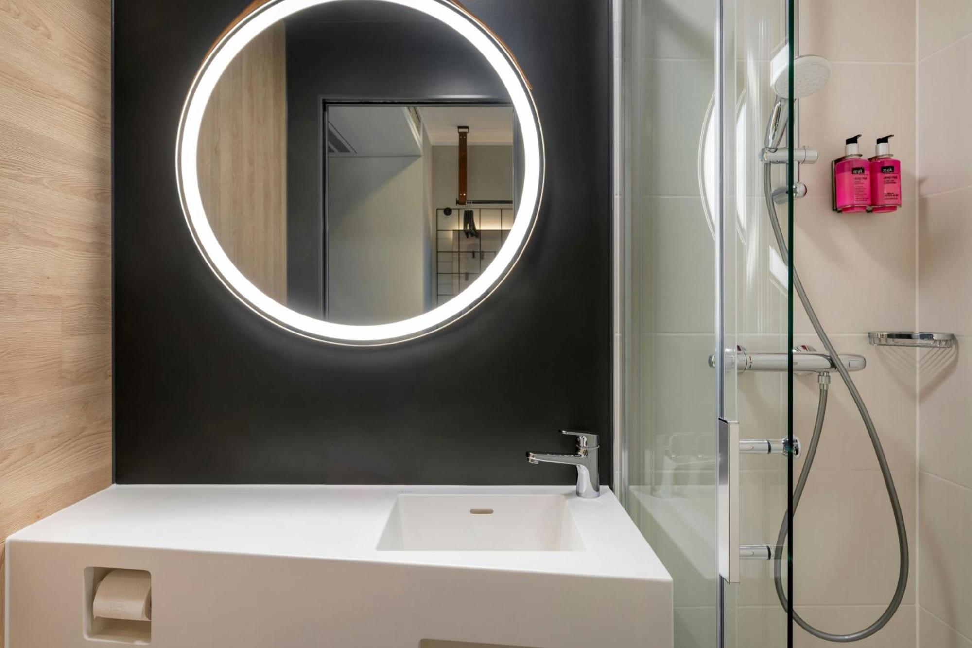 Hotel Moxy Ostbahnhof Berlim