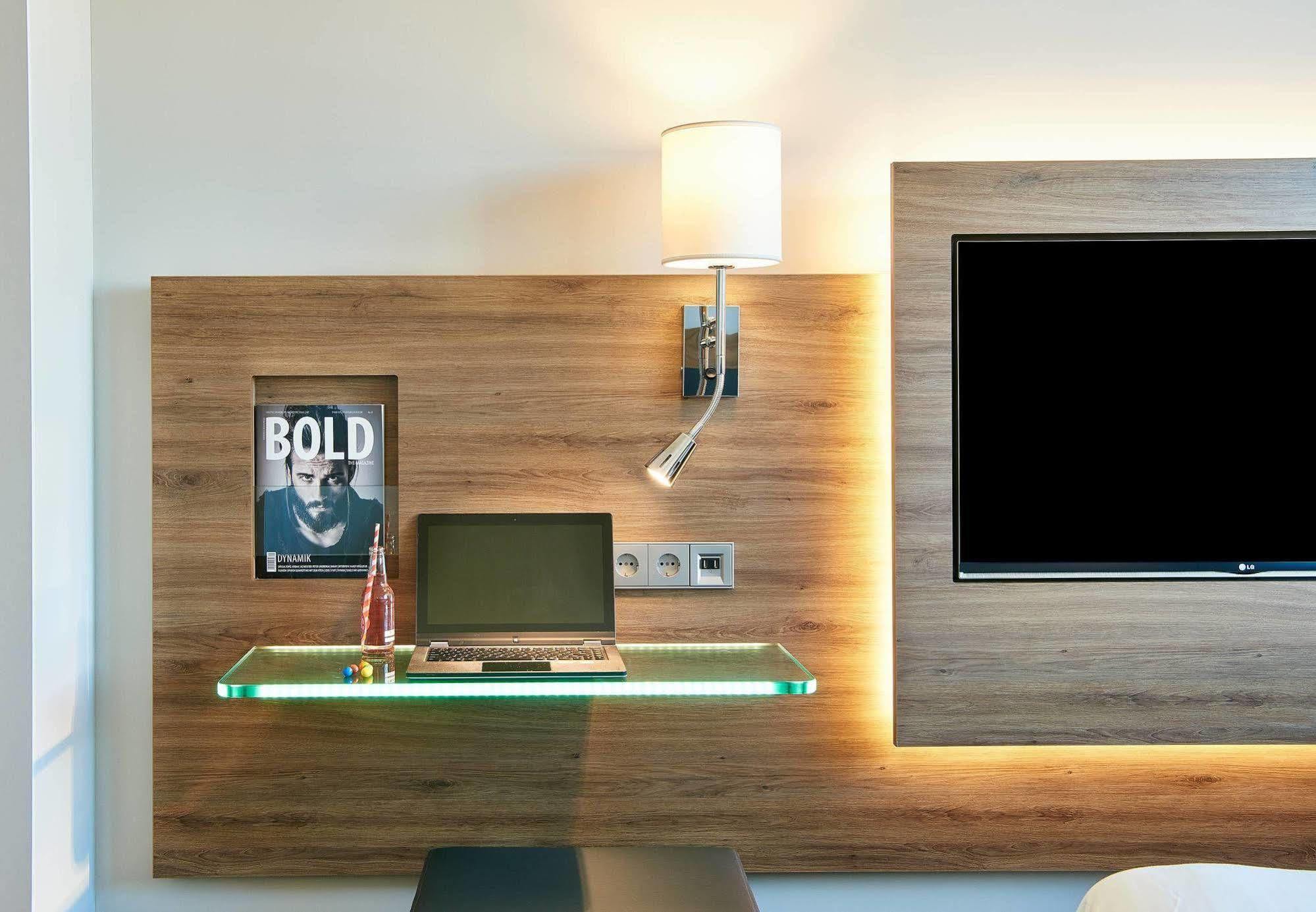 Hotel Moxy Ostbahnhof Berlim